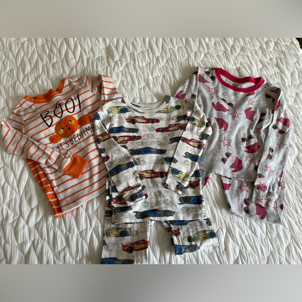 Bundle of 3 Pairs of Pajamas: Two size 5 and one size 6